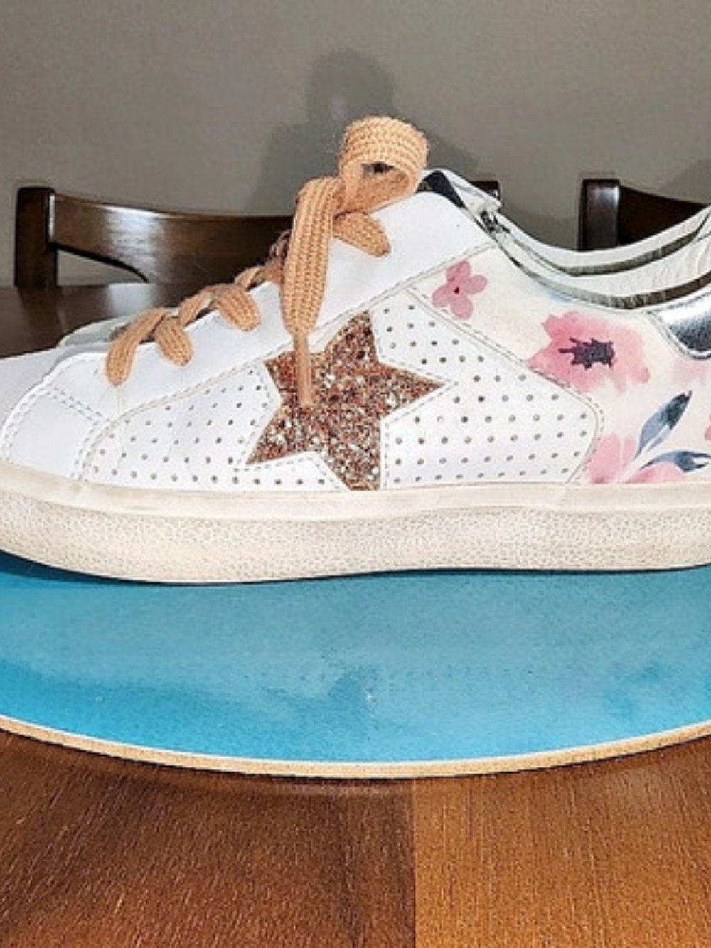 Vintage Havana Blossom VNK-4  Sneakers in White & Pink Size 4